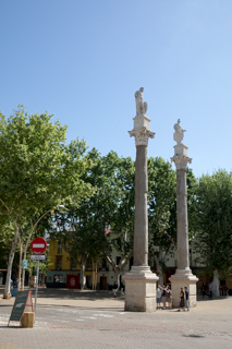 2022_04_16-20_Sevilla,_Spain