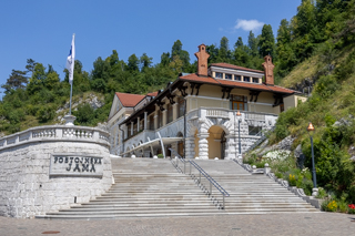 2024_07_09_Postojna-grottorna,_Slovenien